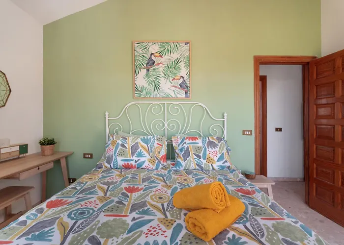 Atlantic Color Views