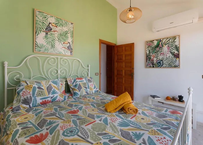 Atlantic Color Views